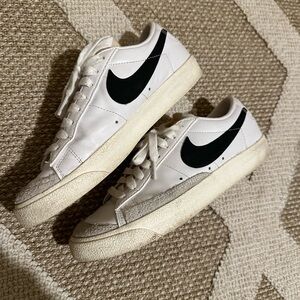 Nike blazer short 6.5 men’s / women’s 8